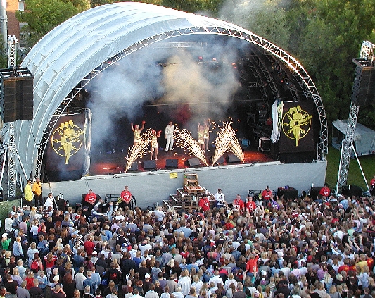 Günther & The Sunshine Girls - 2004 - SommarRock Svedala