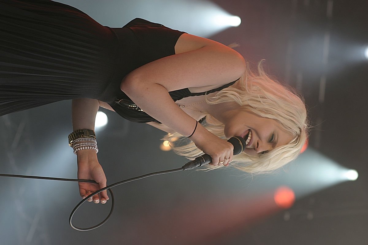 Amanda Jenssen - 2008 - SommarRock Svedala