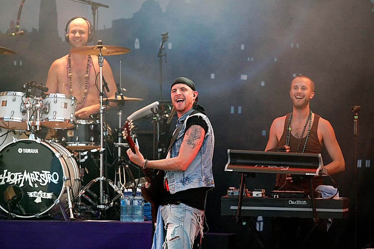 Hoffmaestro & Chraa - 2010 - SommarRock Svedala