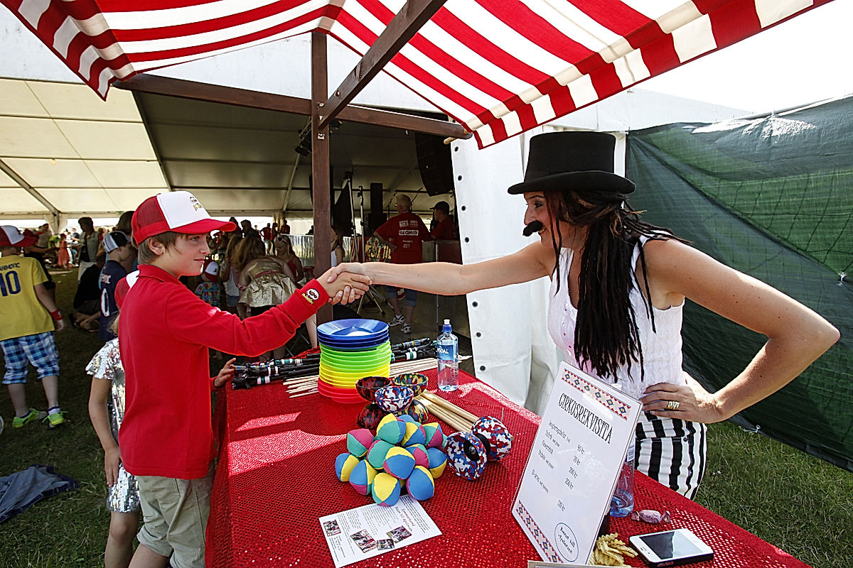 Cirkusskola - 2013 - SommarRock Svedala