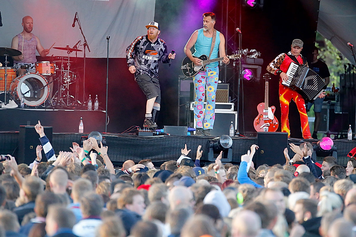 Joddla med Siv - 2015 - SommarRock Svedala