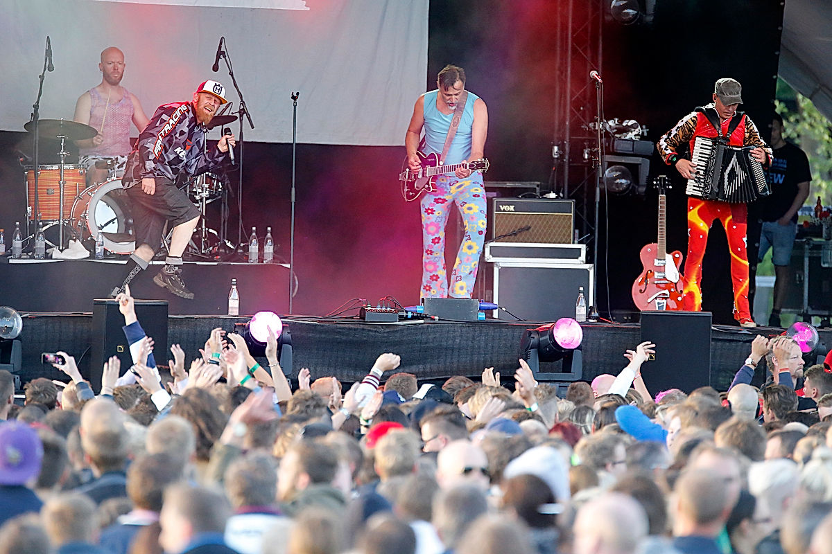 Joddla med Siv - 2015 - SommarRock Svedala