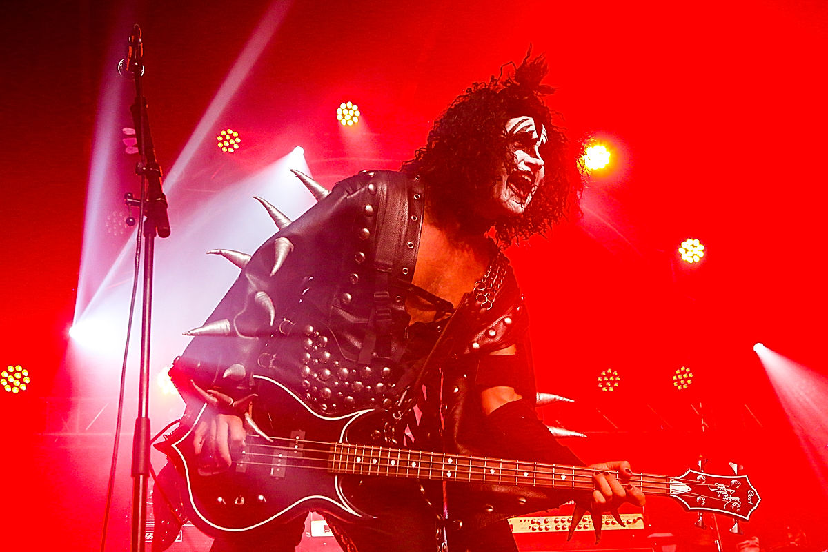 Dressed To Thrill - Kiss tribute - 2016 - SommarRock Svedala